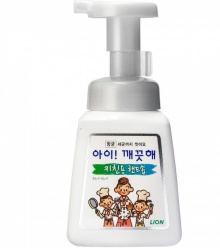 Пенное антибактериальное мыло для рук CJ Lion 250мл 615750